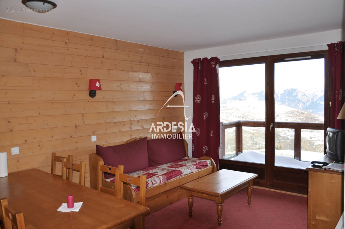 Appartement à LE CHATEL