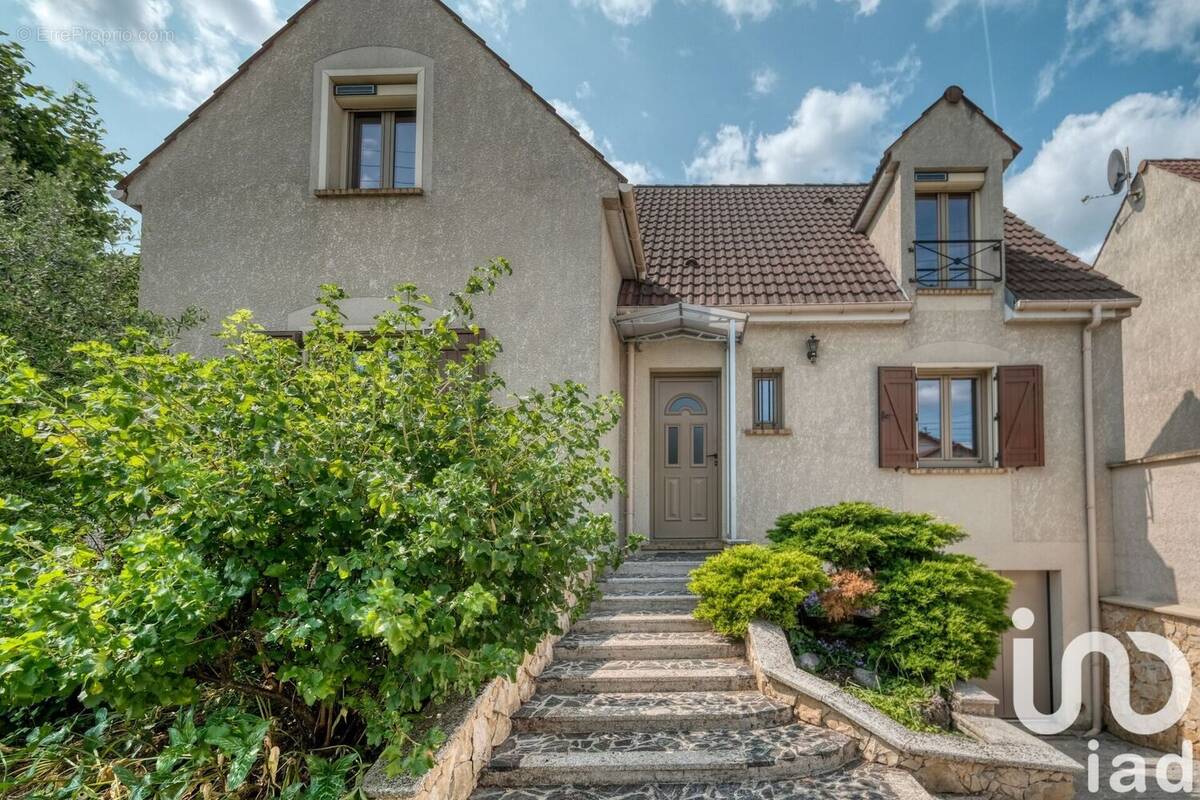 Photo 1 - Maison à CHELLES