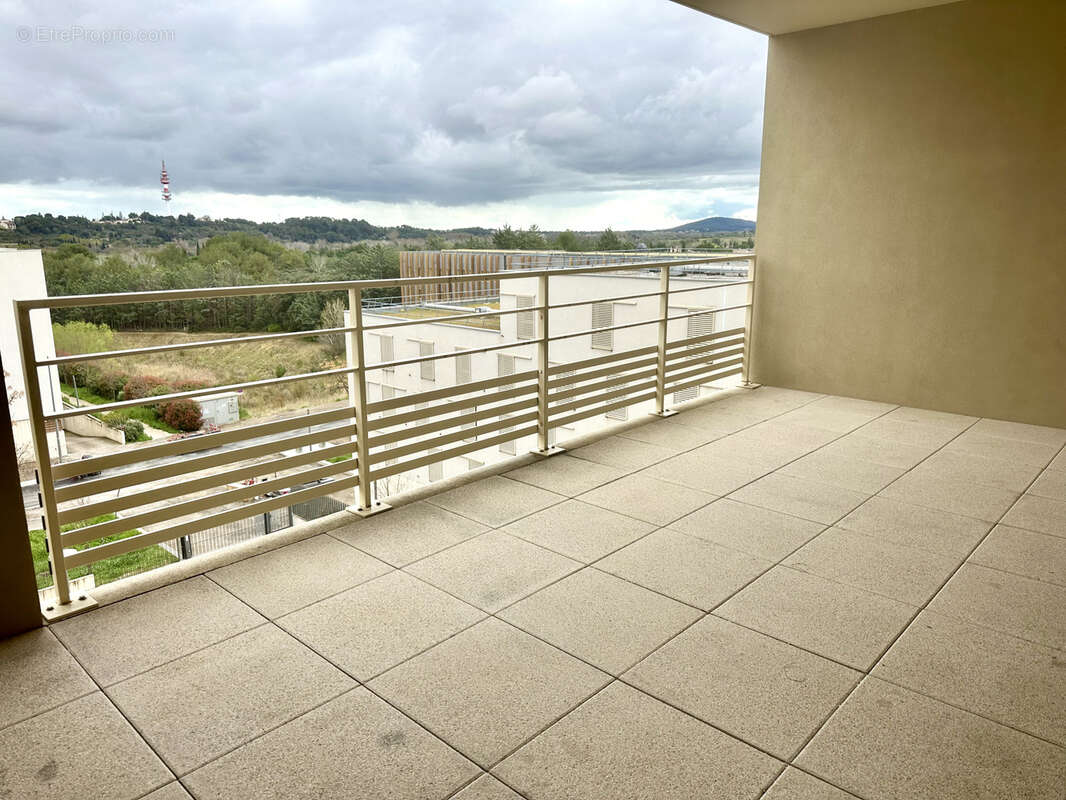 Appartement à JUVIGNAC