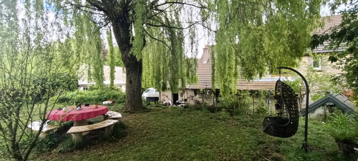 Maison à GRAY