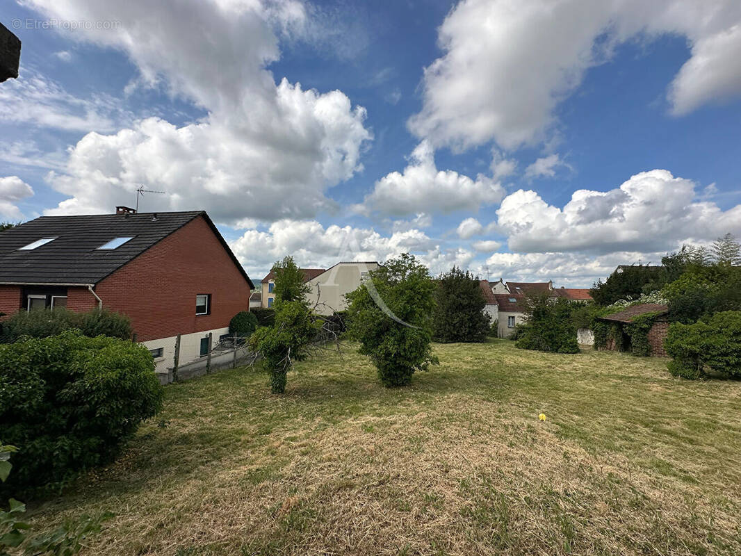 Terrain à TRIEL-SUR-SEINE