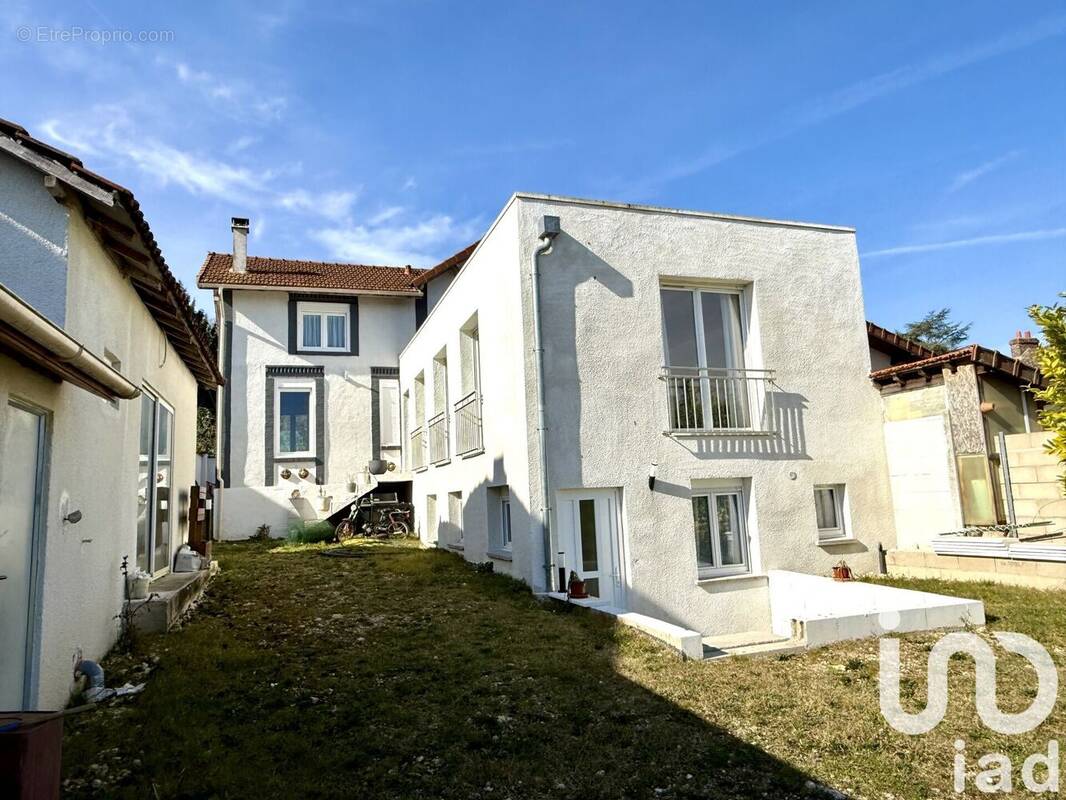 Photo 1 - Maison à VERT-LE-PETIT