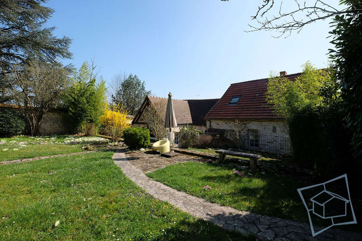 Maison à CHEVREUSE