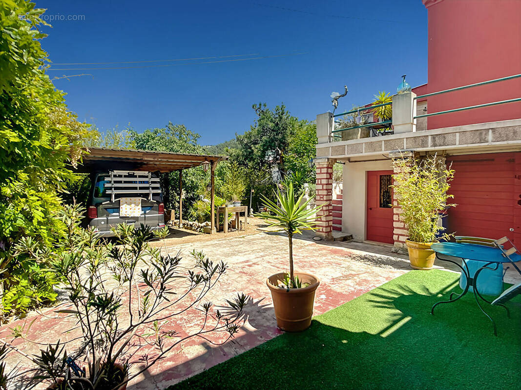 Maison à MARSEILLE-9E
