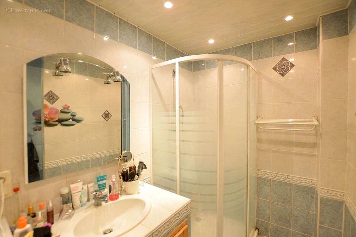 Appartement à MARSEILLE-13E