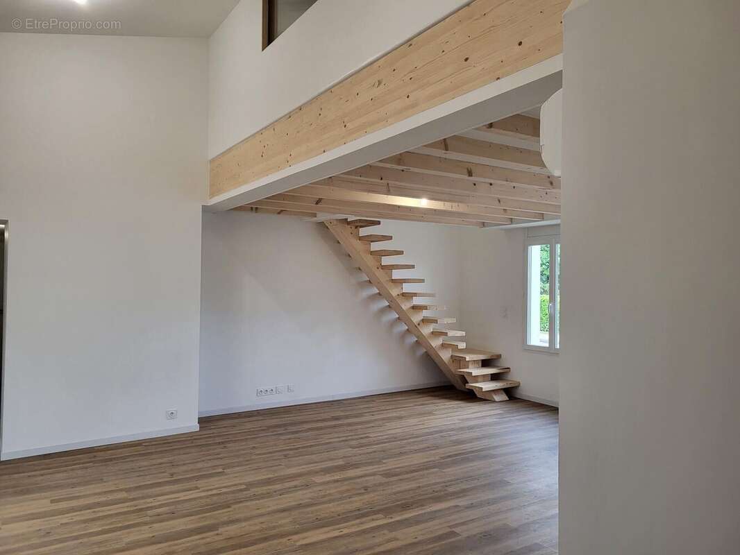 Photo 3 - Maison à LEOGNAN