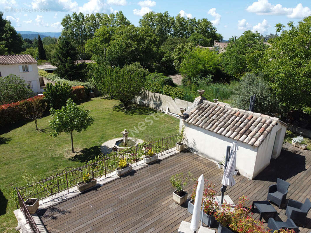 Maison à CUCURON