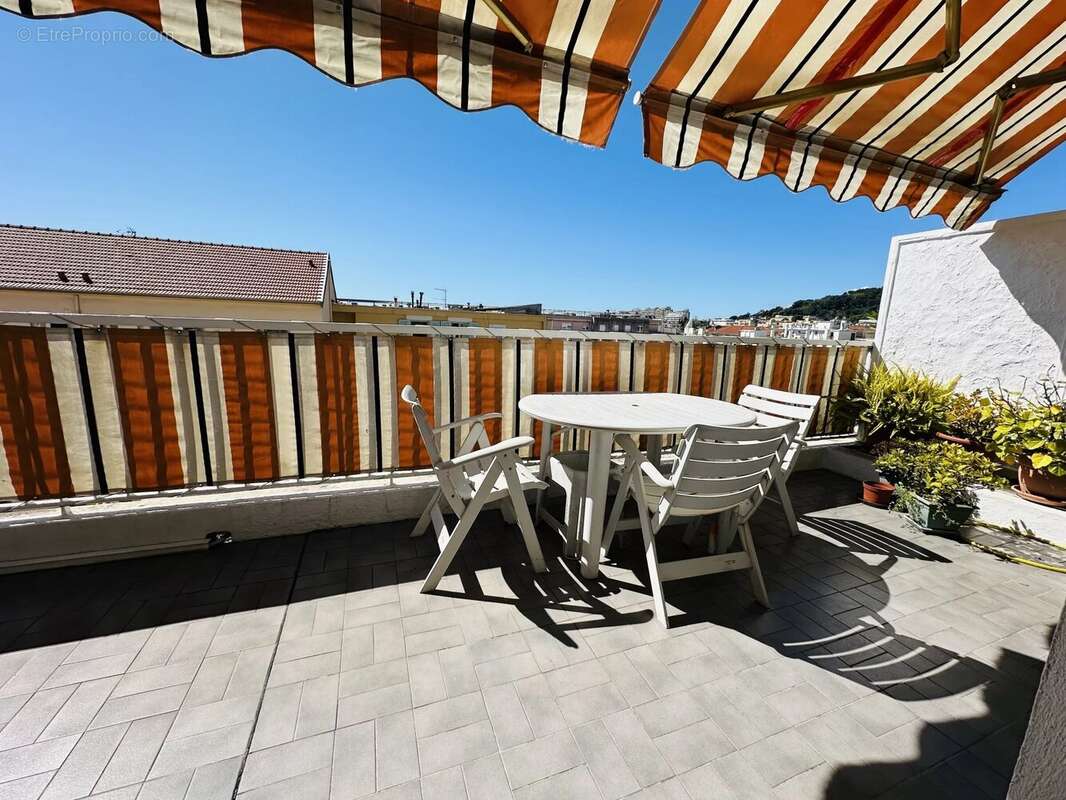 Appartement à NICE