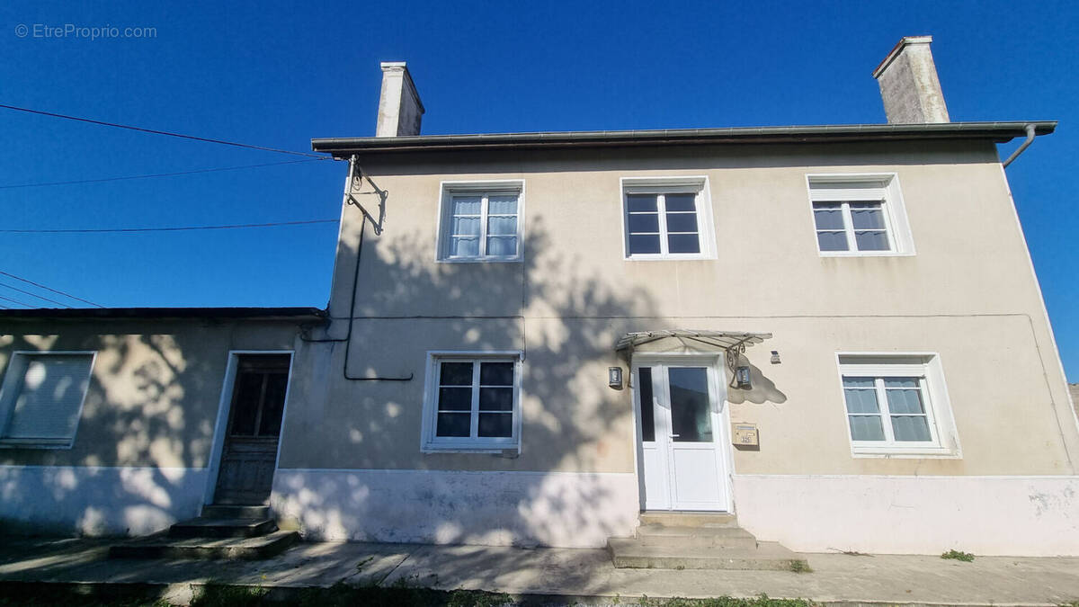 Maison à ARZACQ-ARRAZIGUET