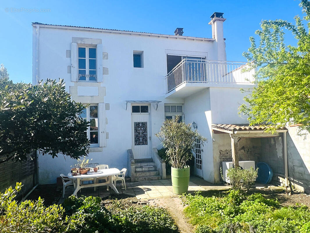 Maison à SAUJON