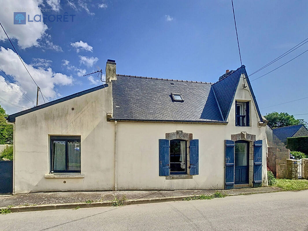 Maison à PLOUHINEC