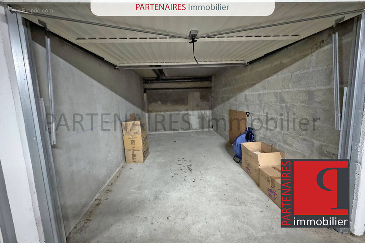 Parking à LE CHESNAY