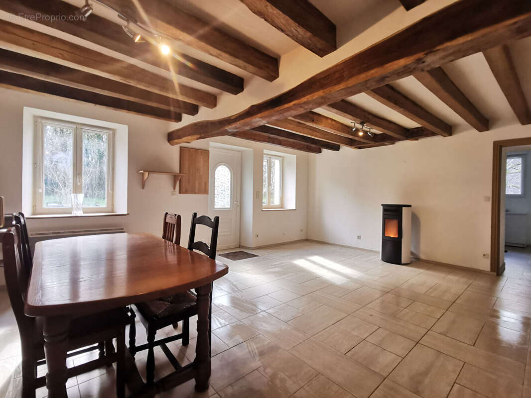 Maison à SAINT-BRANCHS