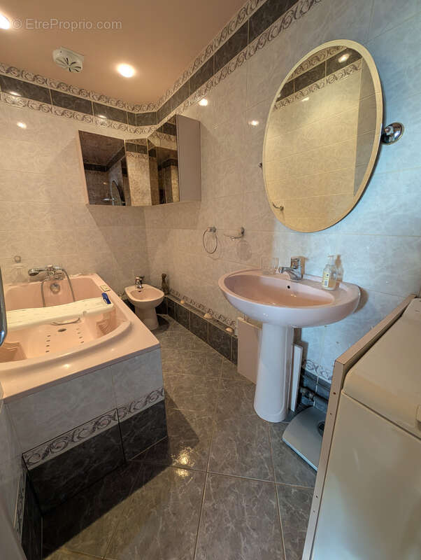Appartement à LYON-7E