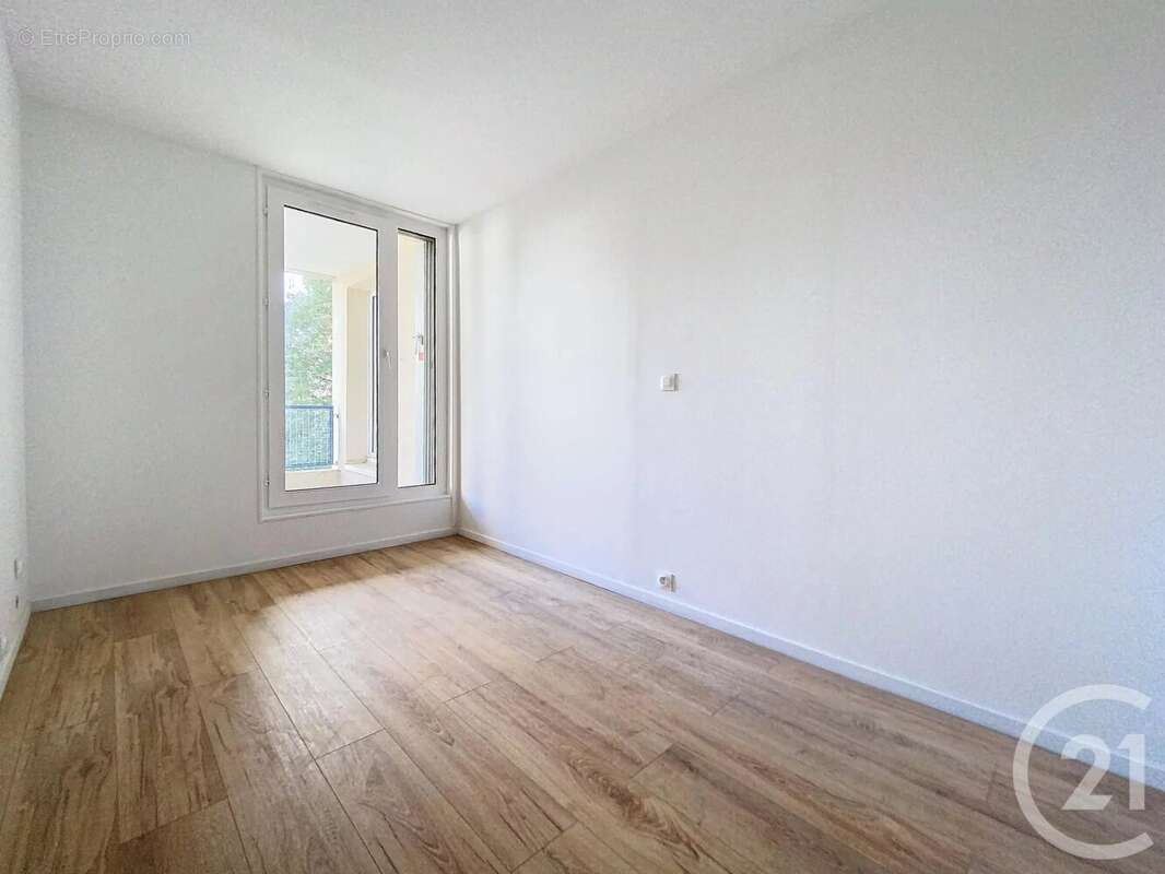 Appartement à LE KREMLIN-BICETRE