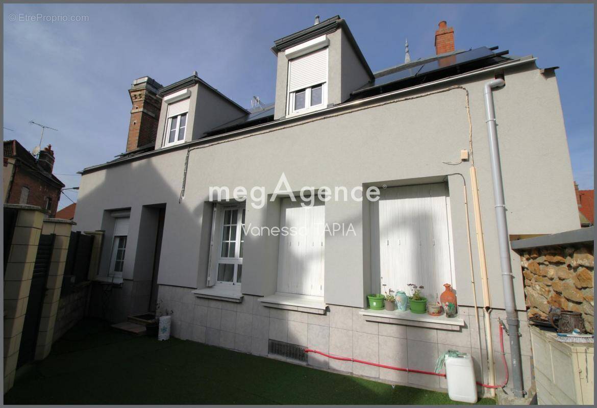 Maison à ROMILLY-SUR-SEINE