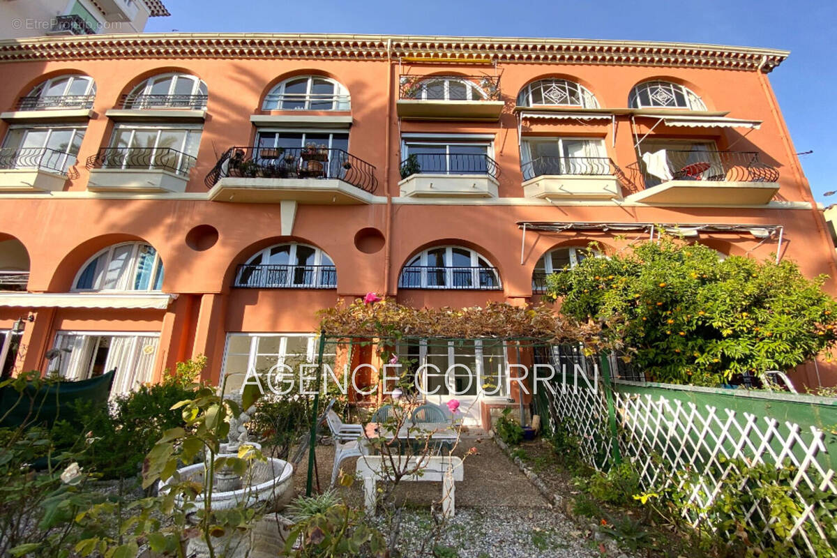 Appartement à GRASSE