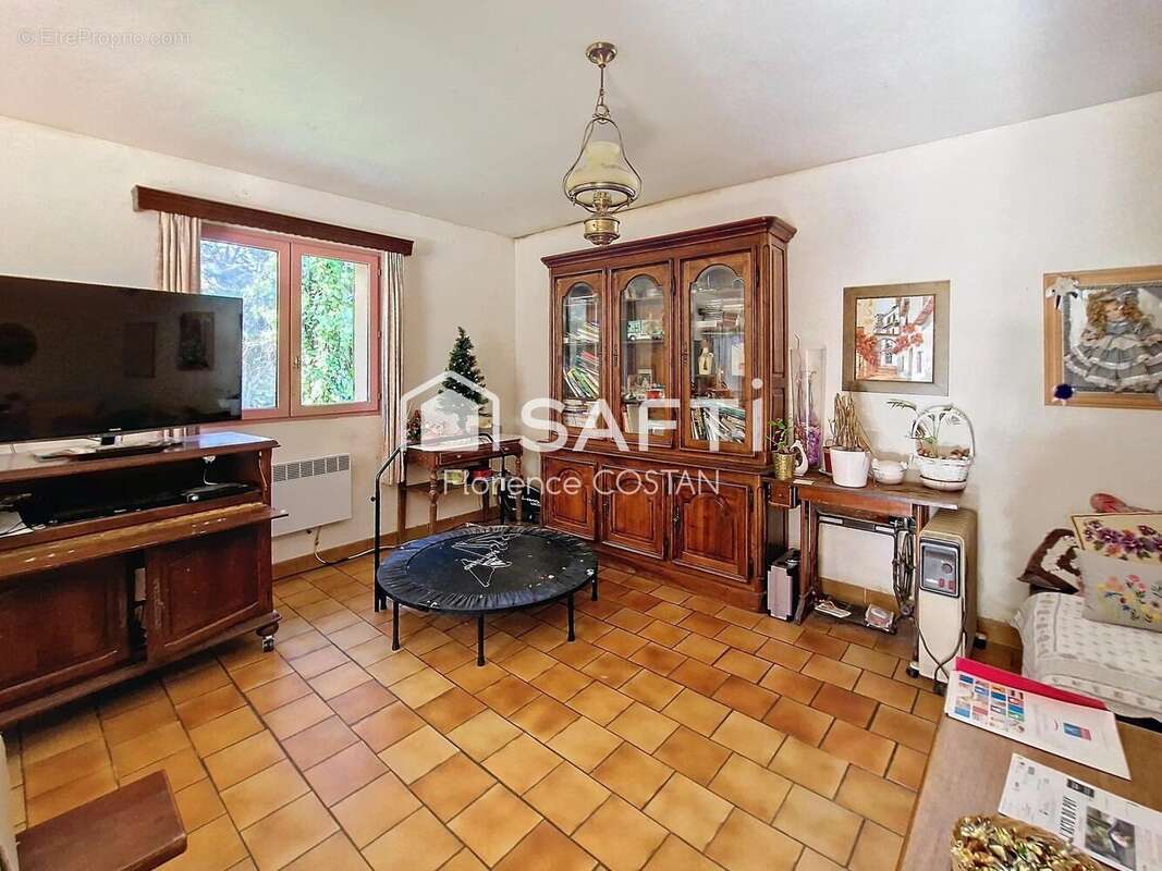 Photo 5 - Maison à LE PUY-SAINTE-REPARADE
