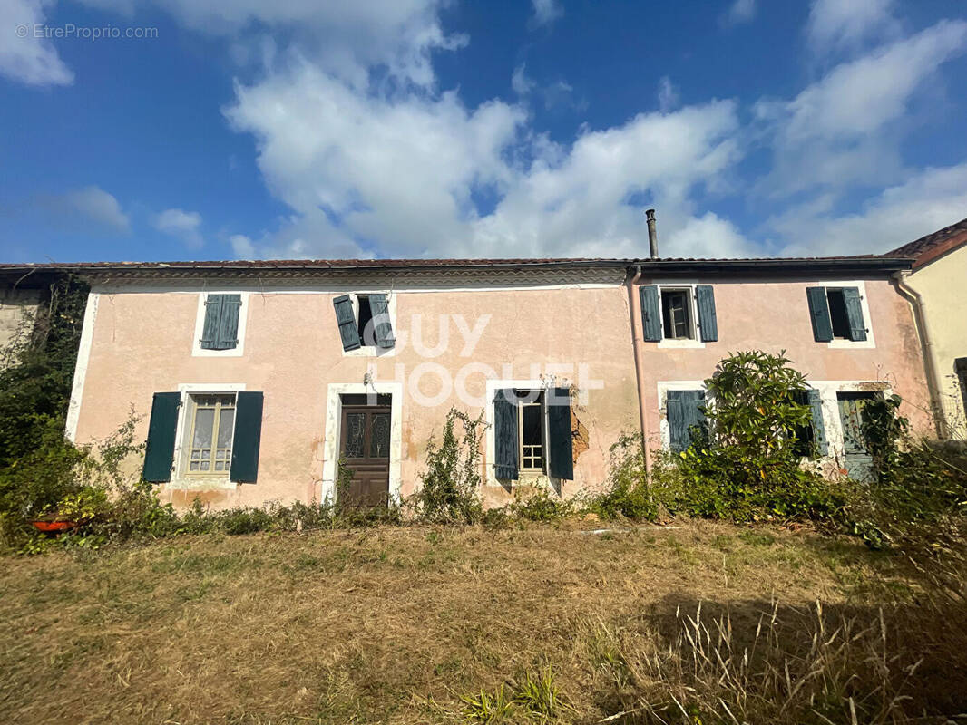 Maison à HAGETMAU