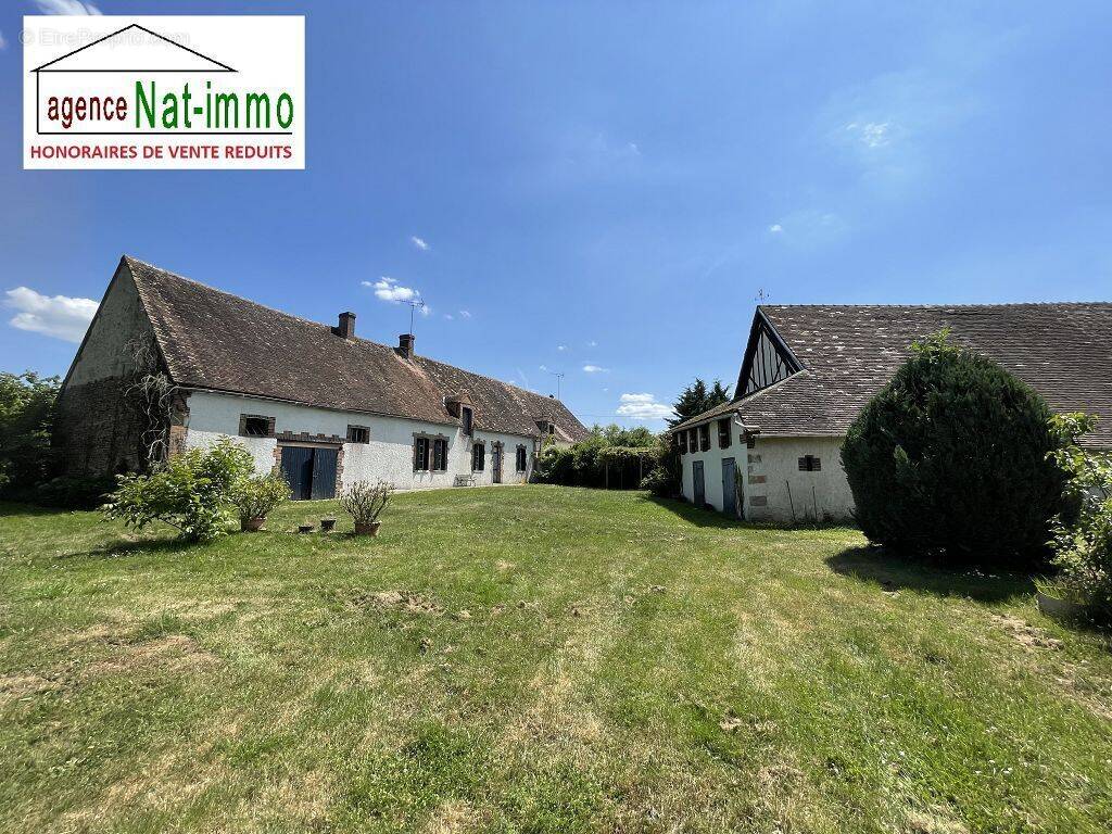 Maison à EGREVILLE
