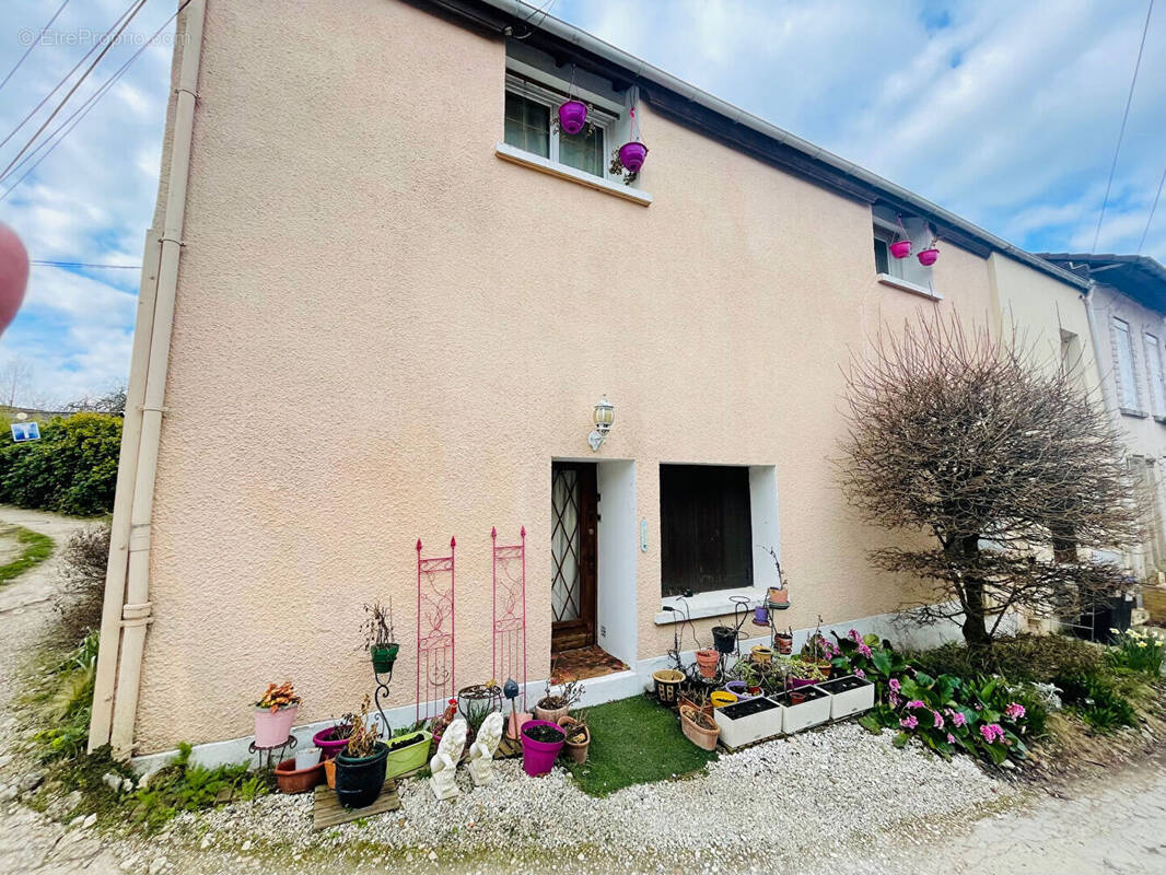 Maison à NANTEUIL-LES-MEAUX
