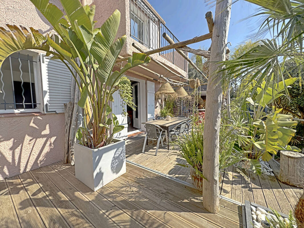 Maison à SAINT-RAPHAEL
