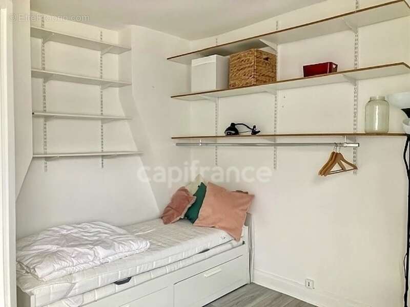 Appartement à PARIS-10E