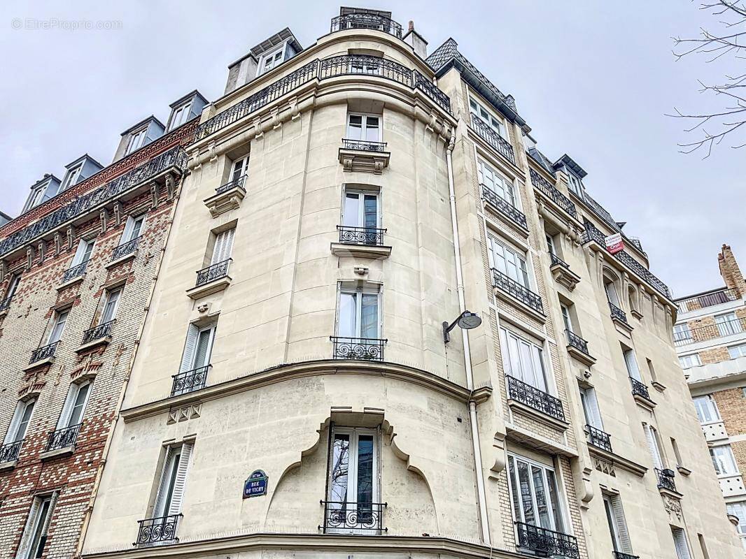 Commerce à PARIS-15E