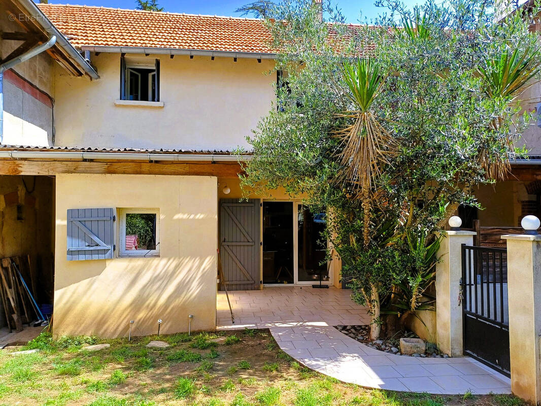 Maison à CHATEAUNEUF-DU-RHONE