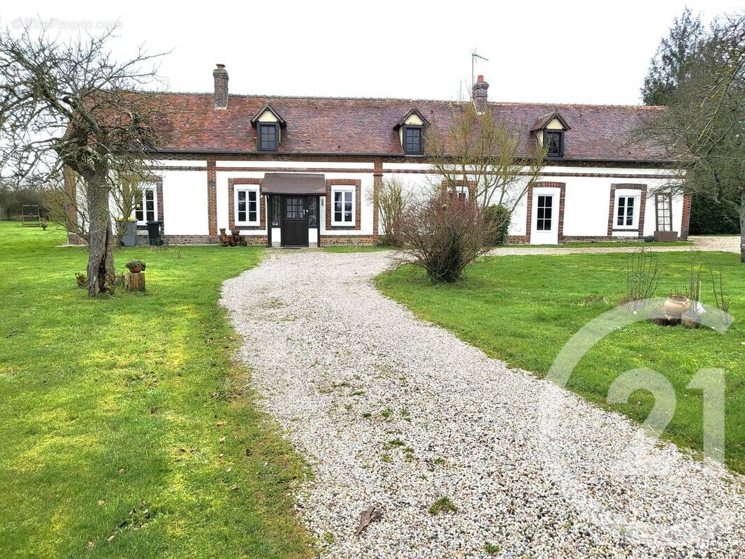 Maison à RUGLES