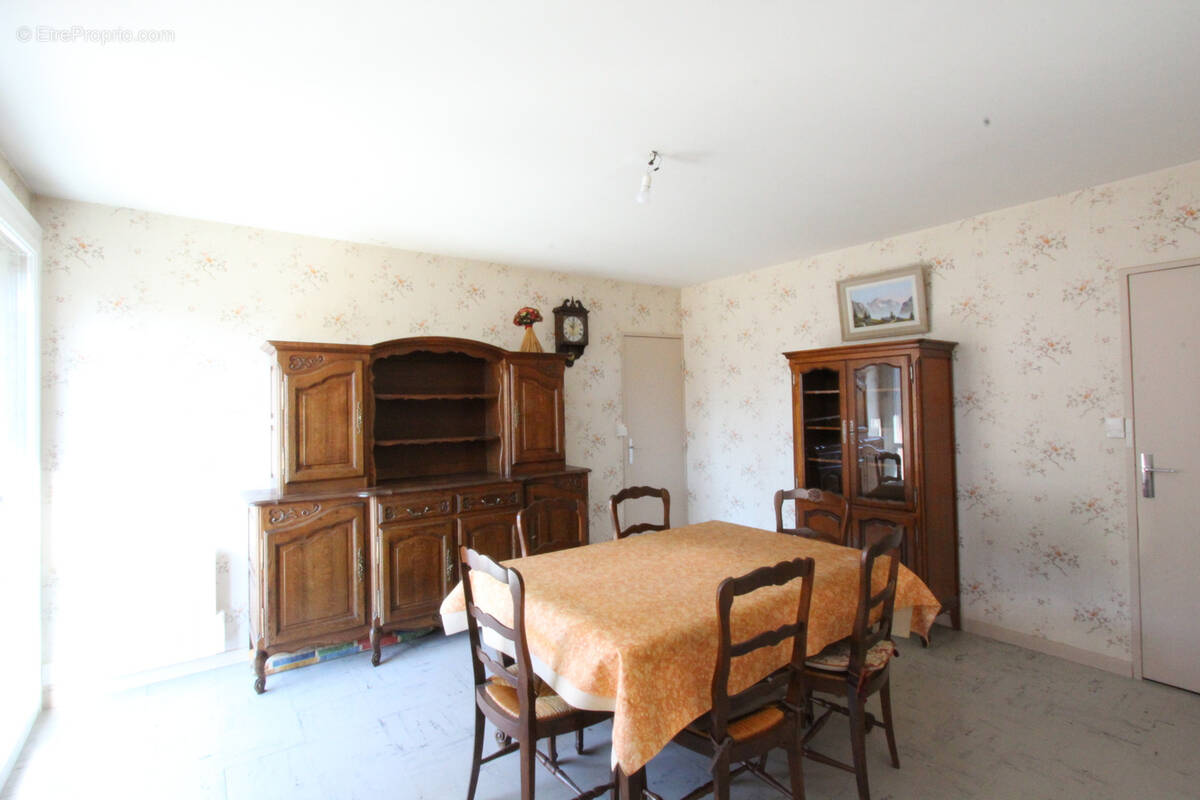 Appartement à LA CHARITE-SUR-LOIRE
