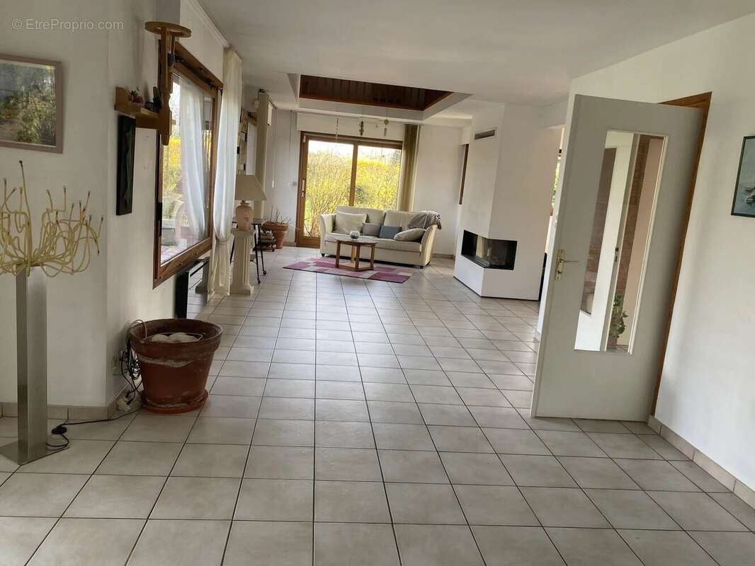Maison à SAINGHIN-EN-MELANTOIS