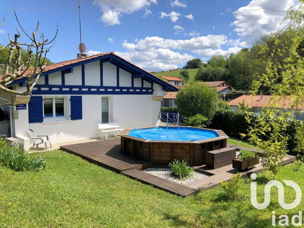 Photo 1 - Maison à SAINT-PIERRE-D&#039;IRUBE