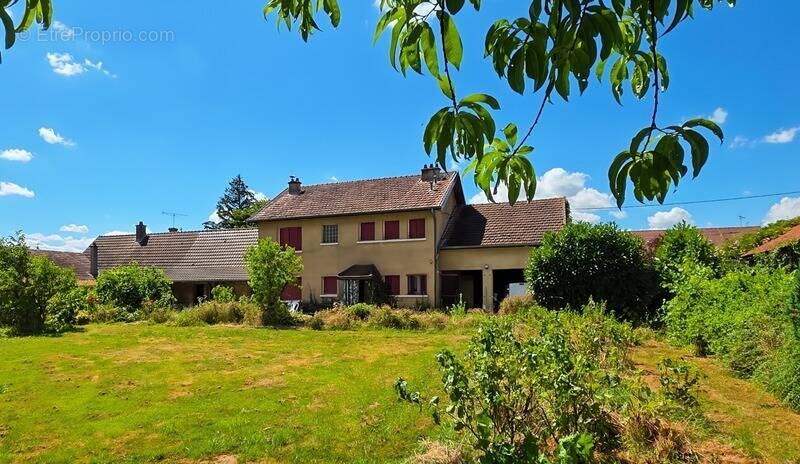 Maison à LOUHANS