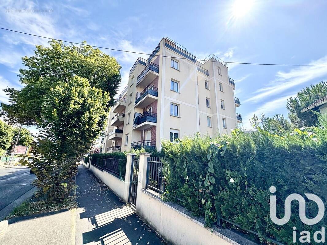 Photo 1 - Appartement à EPINAY-SUR-SEINE