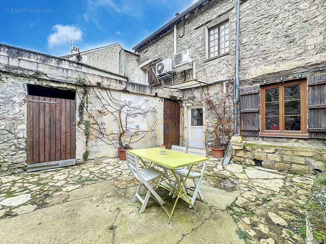 Maison à SAINT-CLAIR-SUR-EPTE