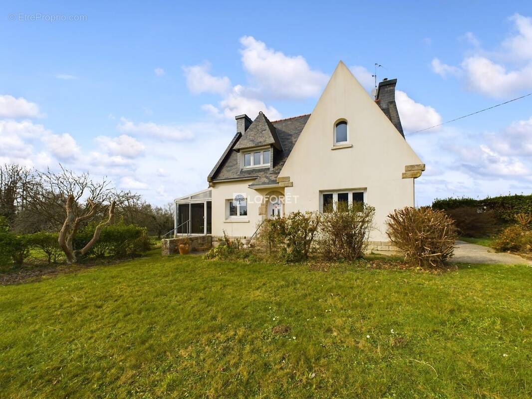 Maison à PLOMELIN