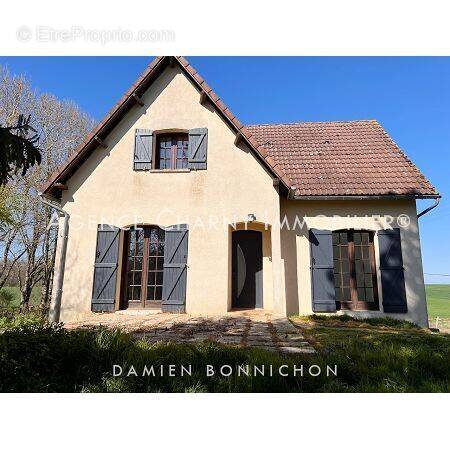 Maison à CHARNY