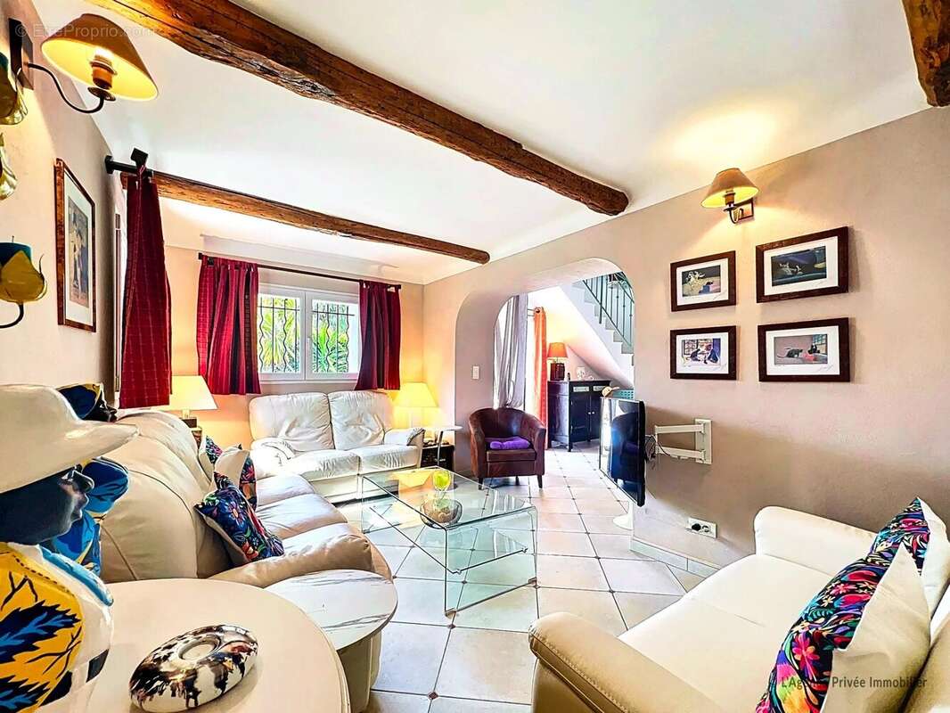Maison à MOUGINS