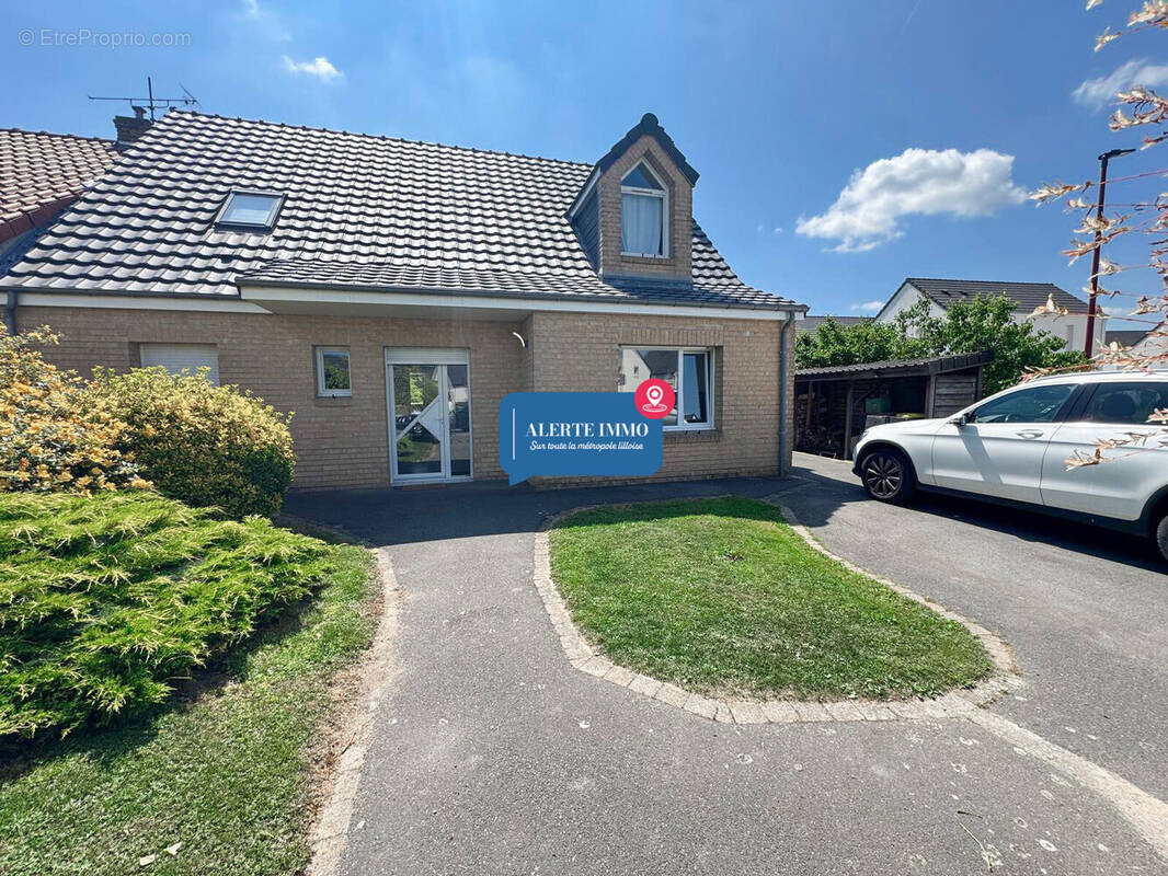Maison à MEURCHIN