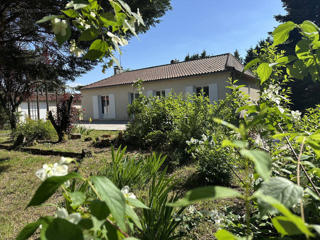 Maison à SAINT-AULAYE
