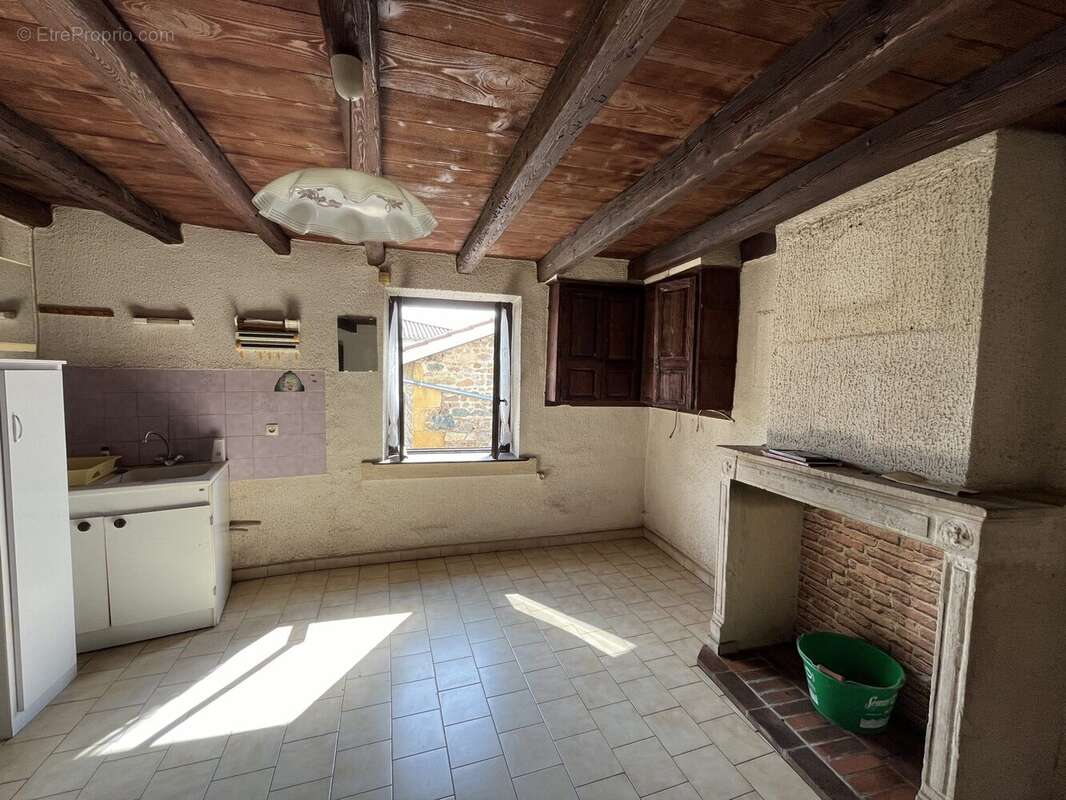 Maison à LE PERREON