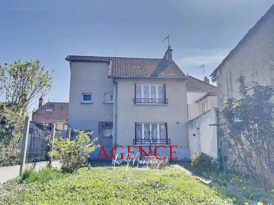 Maison à BRAY-SUR-SEINE