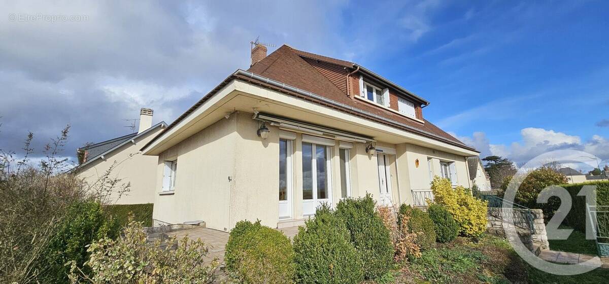 Maison à BONNEVAL