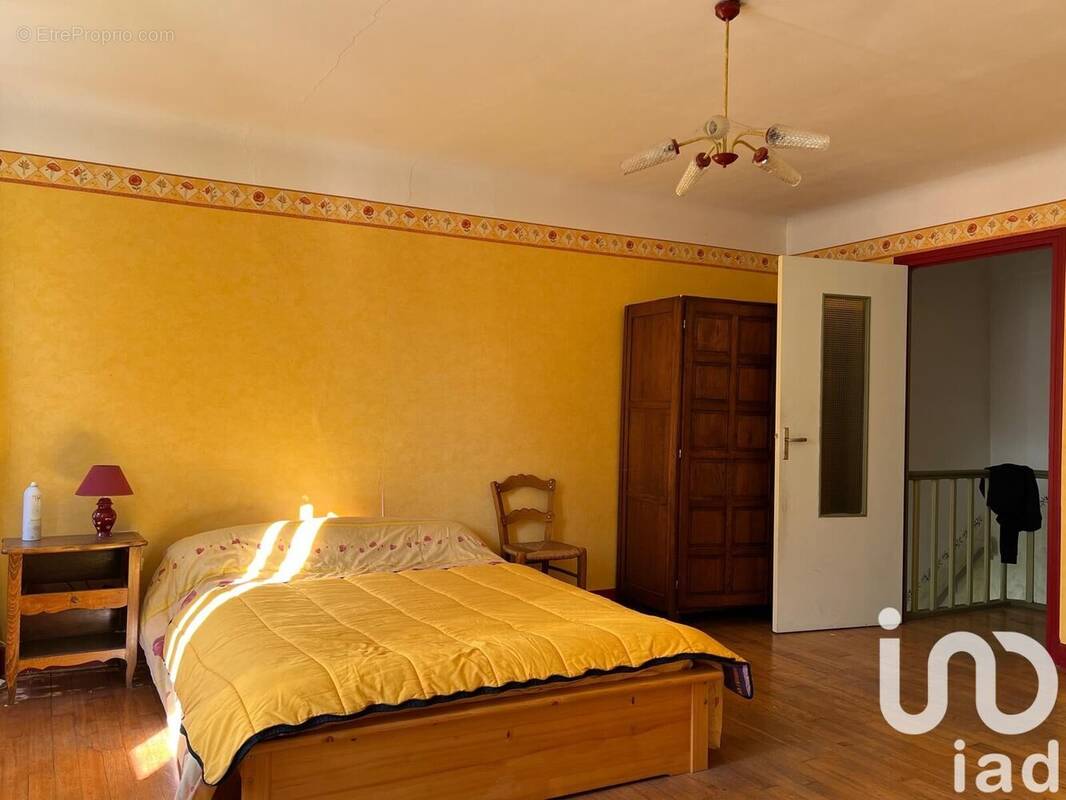 Photo 1 - Maison à SAINT-GENIEZ-D&#039;OLT