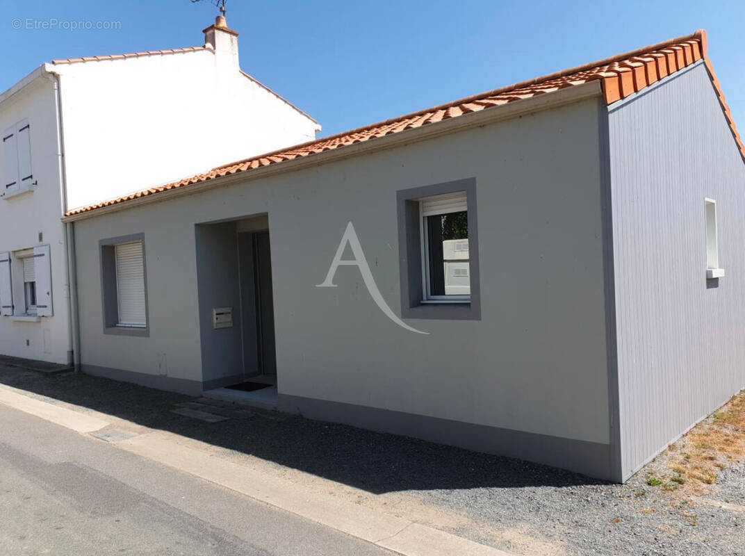 Maison à L&#039;AIGUILLON-SUR-VIE