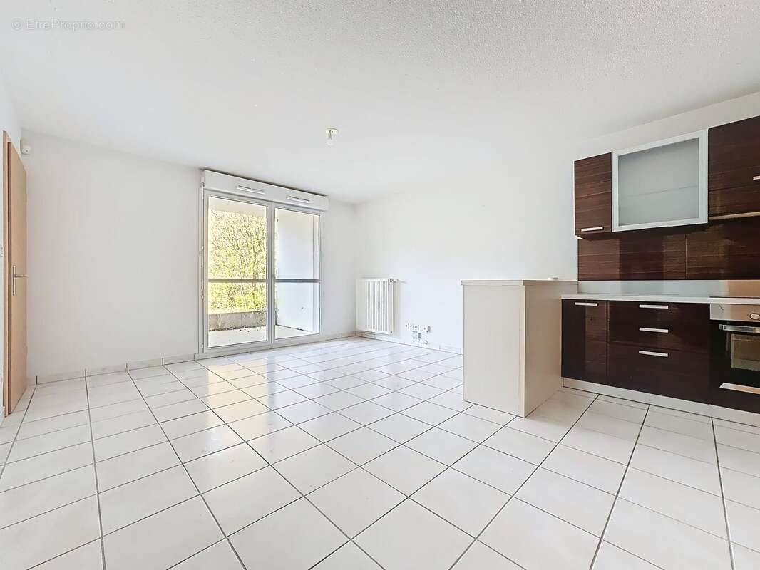 Appartement à PREVESSIN-MOENS