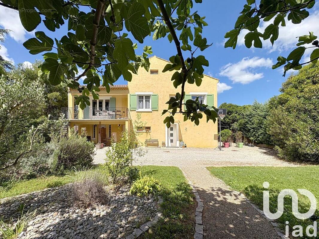 Photo 1 - Maison à VENELLES