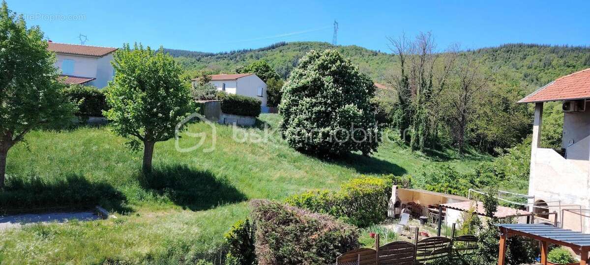 Appartement à LA VOULTE-SUR-RHONE