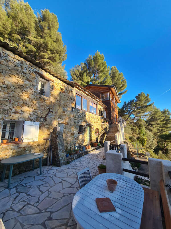 Maison à MENTON